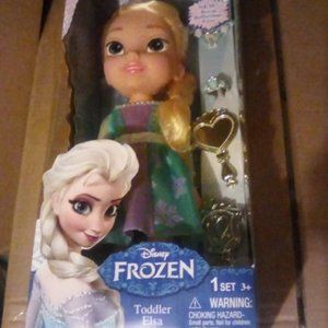 Disney Frozen Toddler Elsa by Jakks Pacific with Royal Reflection Eyes Girl Toy